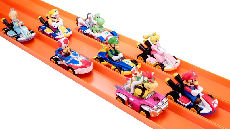 Illustration for article titled Star Wars, Transformers, Robot Horses, and Comic-Con's Other Wildest Toys (So Far)